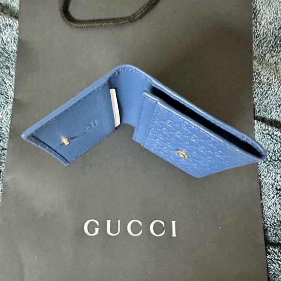 100% Authentic Gucci Card Wallet: Light Blue/Periwinkle - Picture 6 of 6